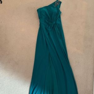 Arianna Papell  Formal Gown Size 6